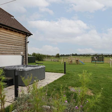 Hallgarth Farm Holiday Lodge Першор Экстерьер фото